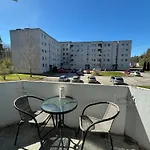 Compact In Appartement *