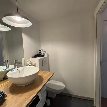 Compact In *